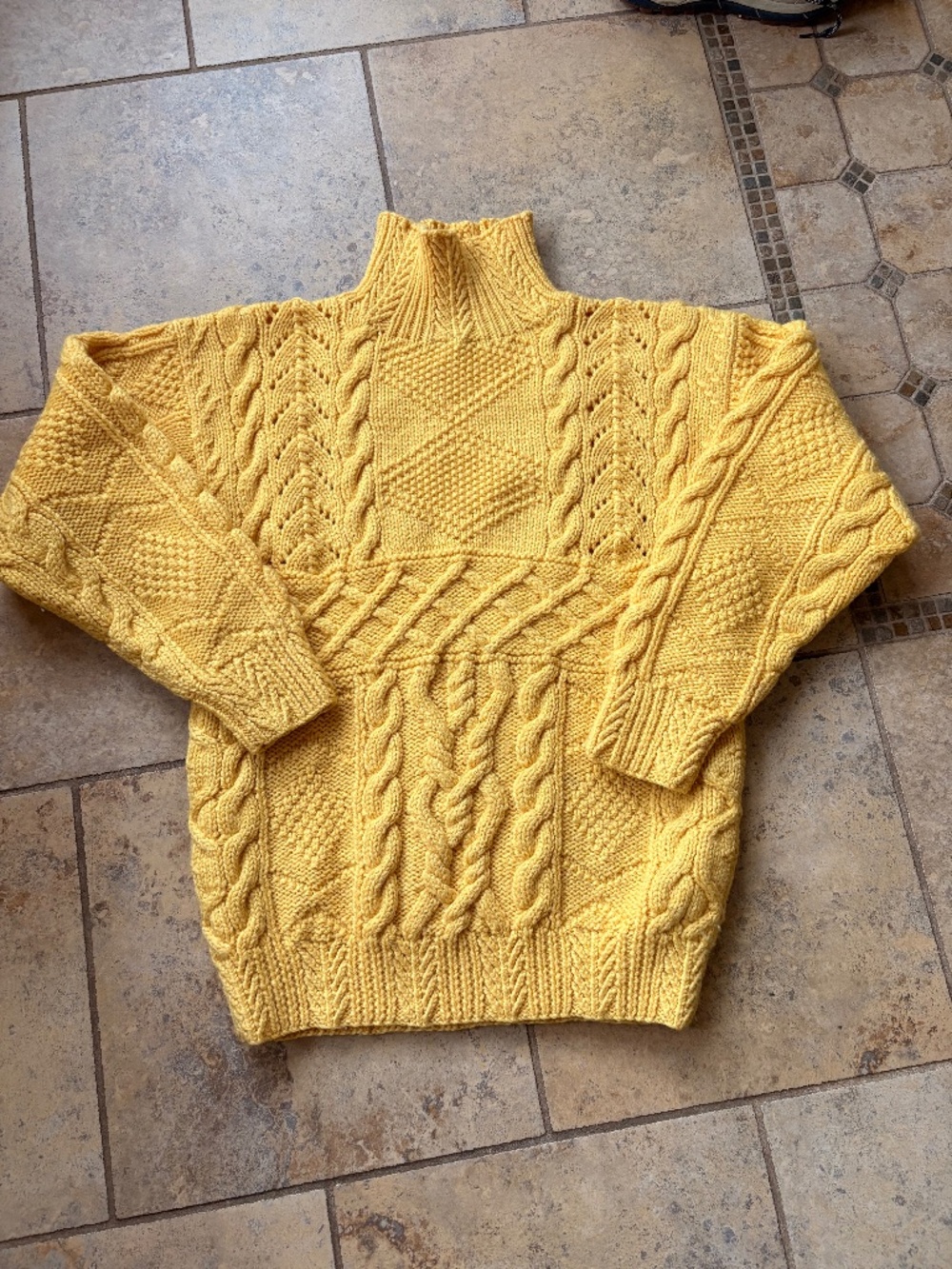 RARE Ralph Lauren 100% Wool Butter Yellow Heavy Cable Knit Turtleneck Sweater